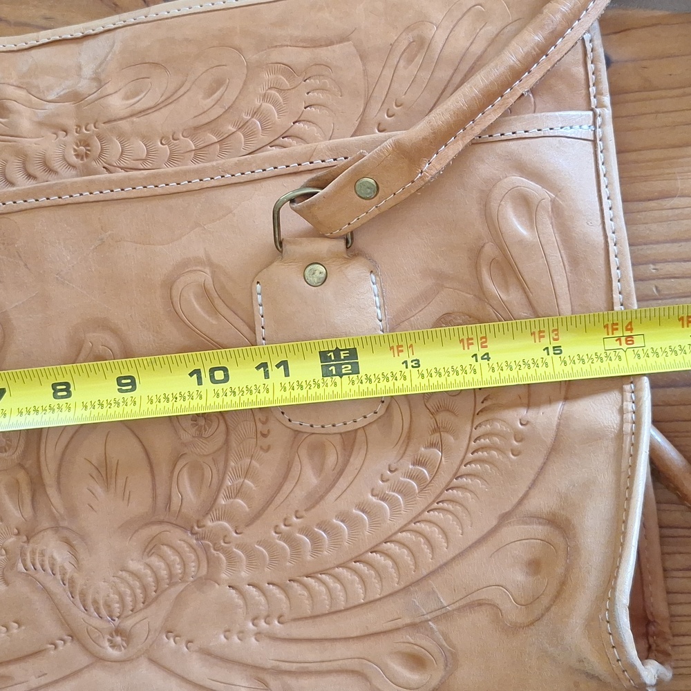 Hand-Tooled Tan Leather Tote Bag - Picture 7 of 8